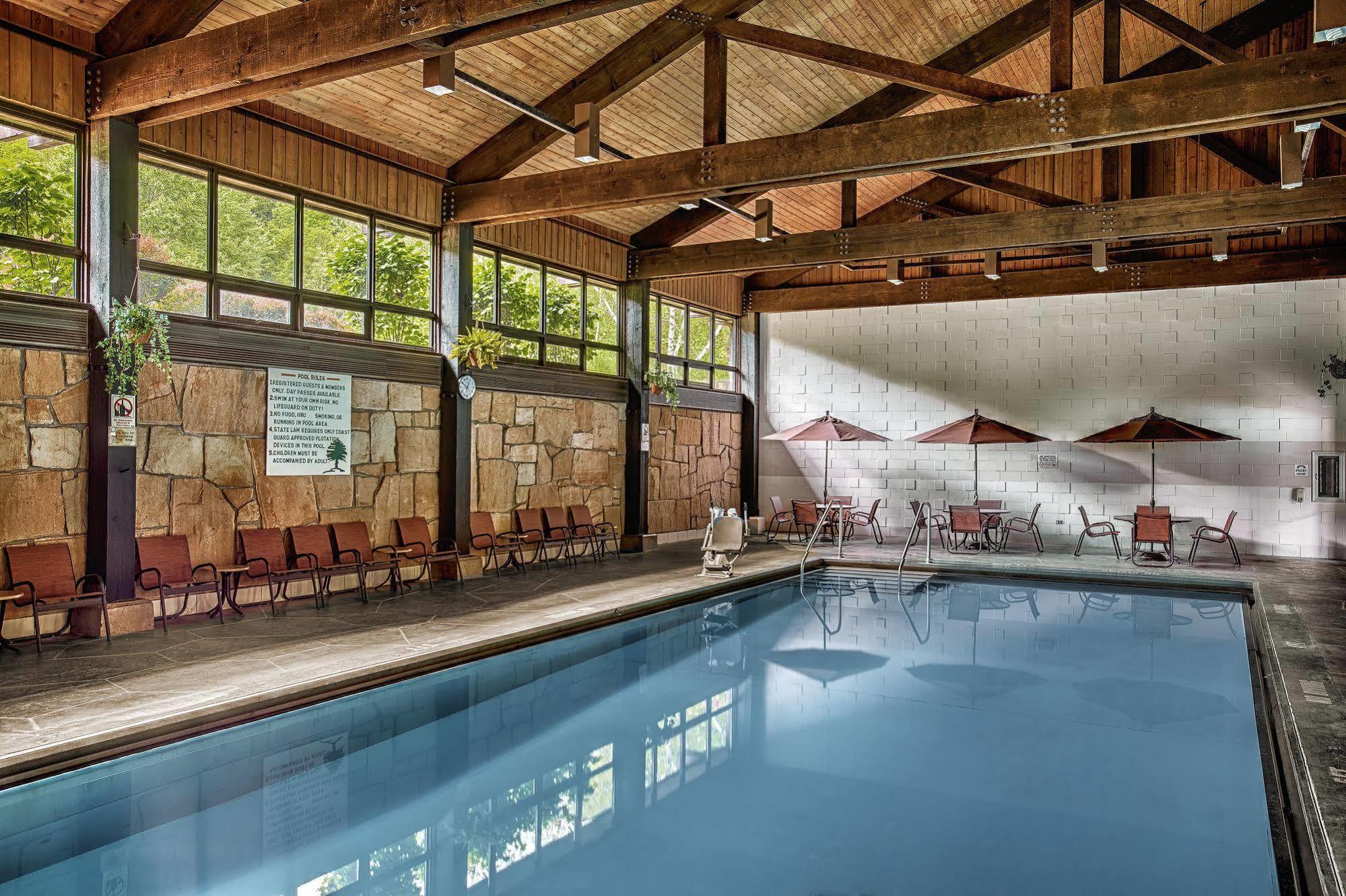 Mohican Lodge And Conference Center Perrysville Kültér fotó