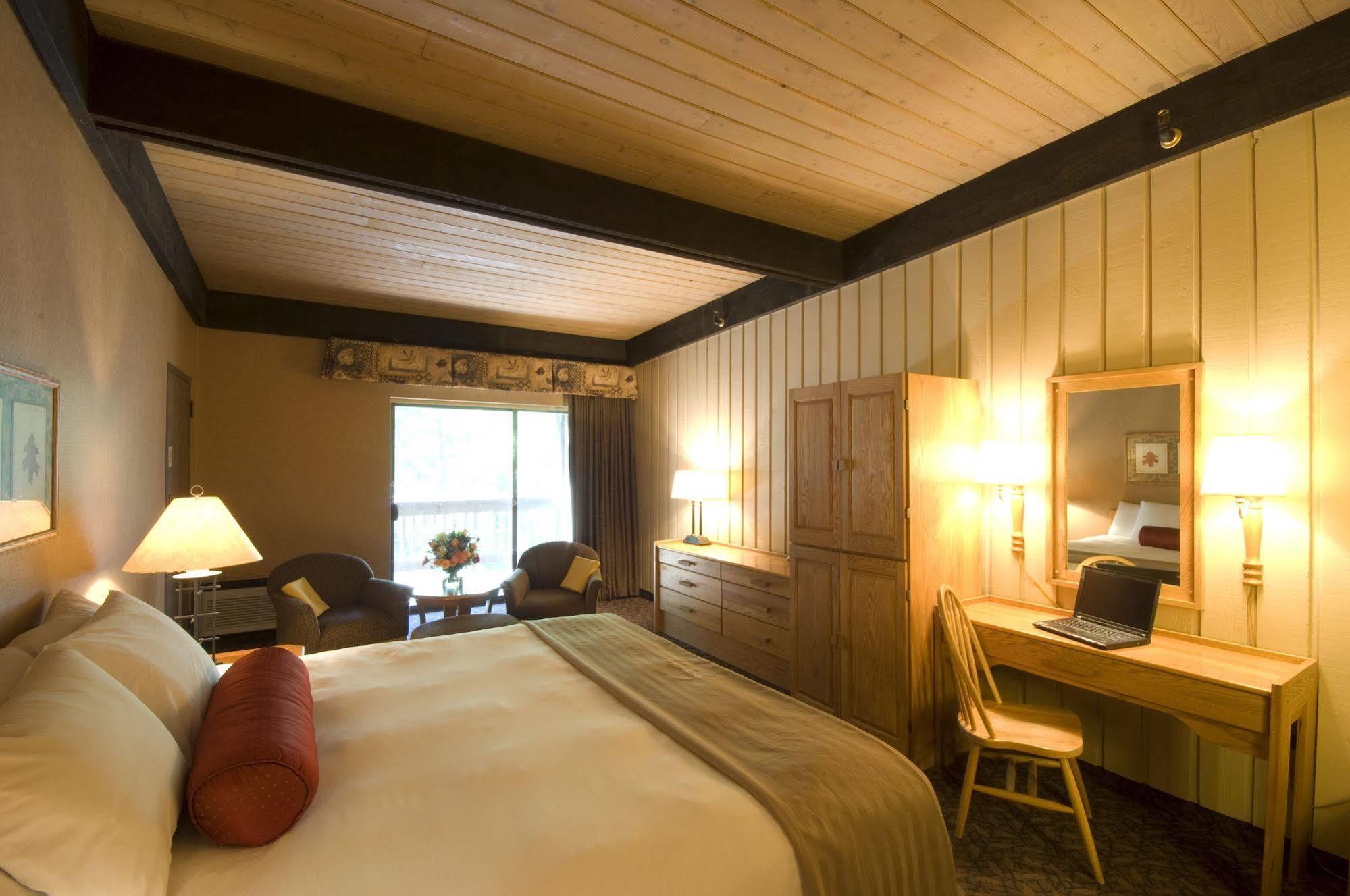 Mohican Lodge And Conference Center Perrysville Kültér fotó
